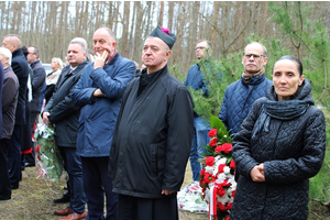 Uroczystość przy Pomniku Piaśnickim