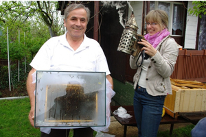 Jerzy Stankiewicz opowiada dzieciom o pszczołach - 04.05.2012