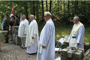 Hołd żołnierzom 1 MPS poległym pod Białą