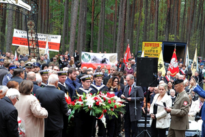 Hołd ofiarom zbrodni piaśnickiej