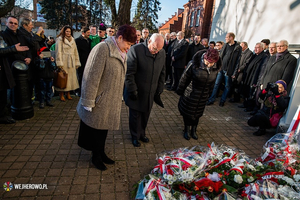 Wejherowianie upamiętnili prezydenta RP śp. Lecha Kaczyńskiego - 08.02.2014