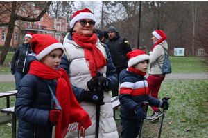 Mikołajkowy Marsz Nordic Walking