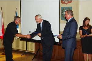 Finał XVI Konkursu na najładniej ukwiecony i zazieleniony balkon, okno lub ogród - 01.08.2013