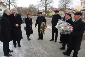 Odsłonięcie tablicy upamiętaniającej związki Wejherowa z morzem - 10.02.2013